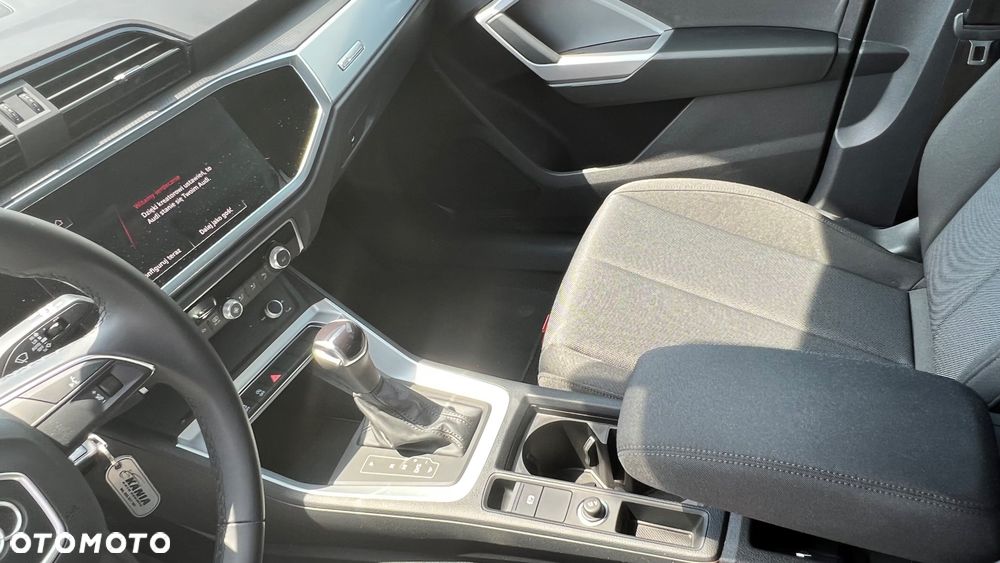 Audi Q3 35 TFSI Advanced S tronic - 16