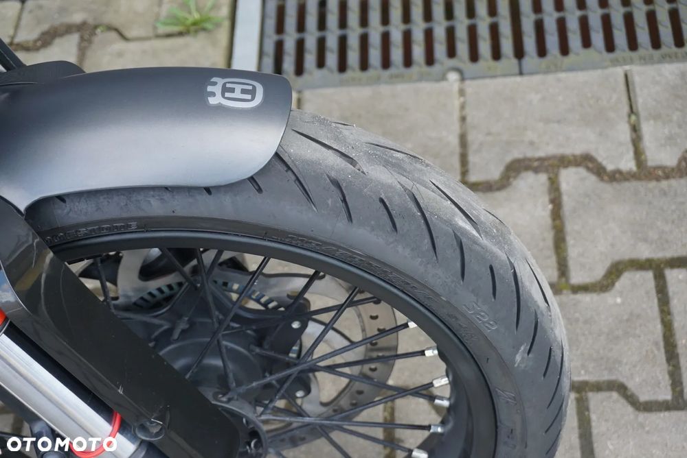 Husqvarna Svartpilen - 10