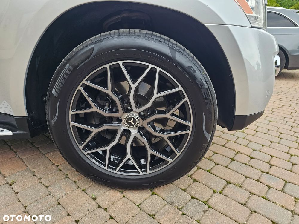 Mercedes-Benz GL - 32