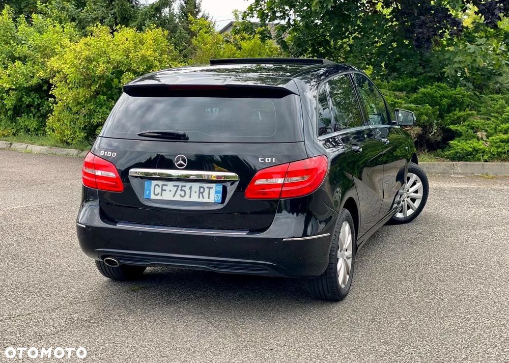 Mercedes-Benz Klasa B 180 CDI - 16