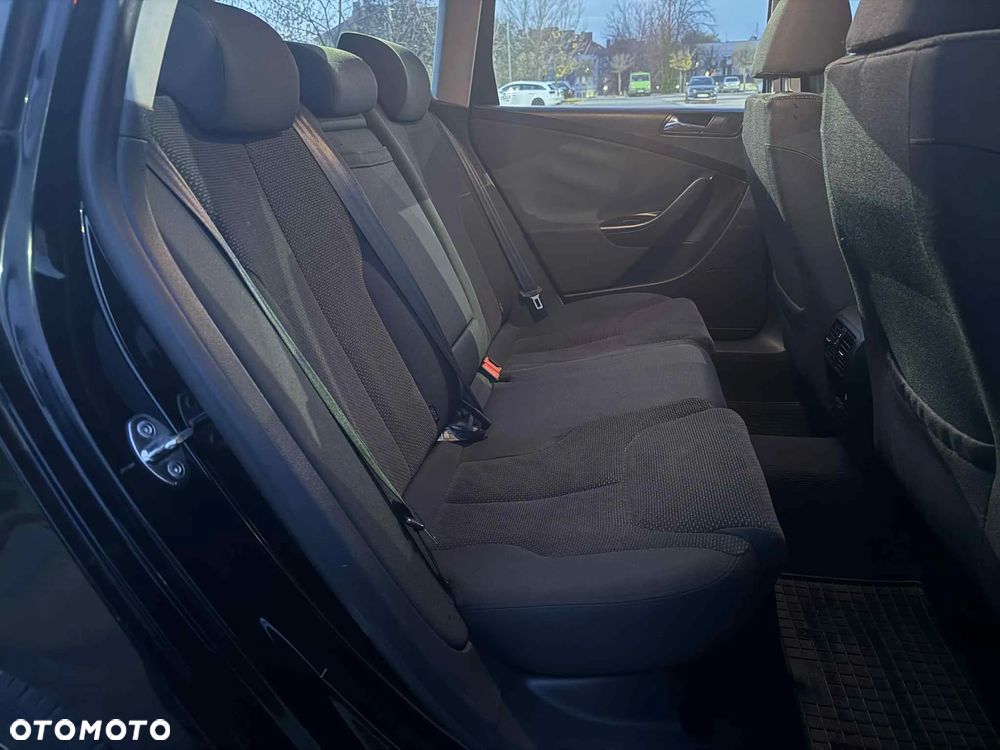 Volkswagen Passat Variant 2.0 TDI Comfortline - 8
