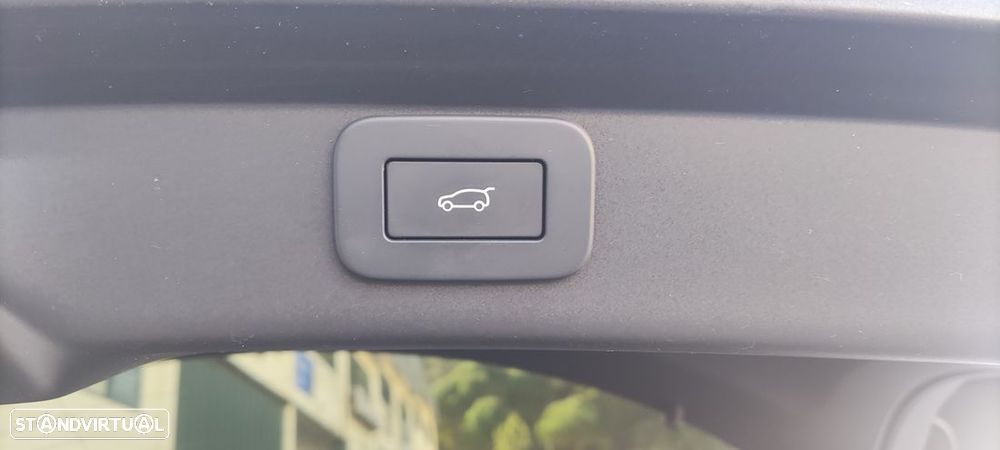 Jaguar I-Pace EV400 AWD R-DYNAMIC HSE - 8