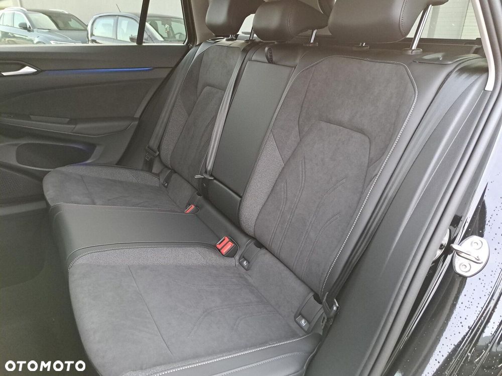 Volkswagen Golf - 16