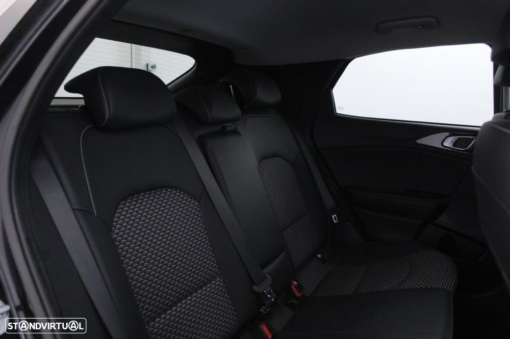 Kia XCeed 1.6 GDi PHEV Drive - 15