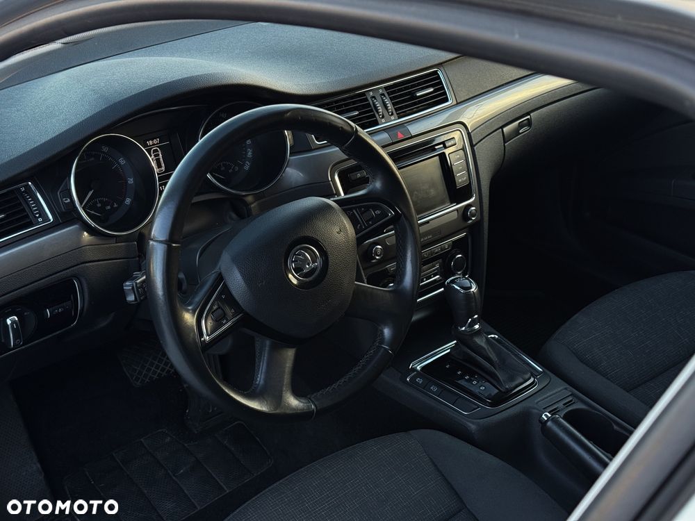 Skoda Superb 1.8 TSI Active DSG - 7