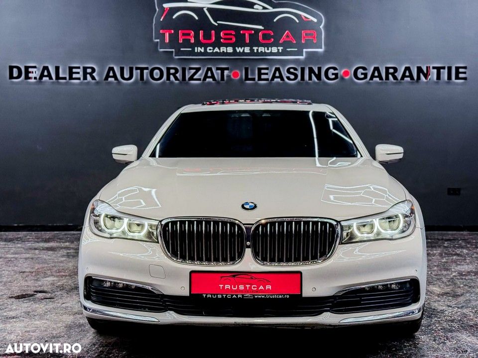 BMW Seria 7 740Li - 4