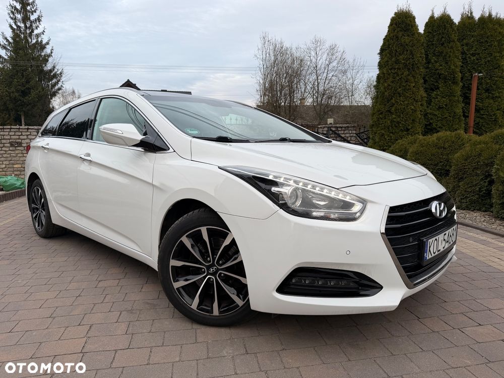 Hyundai i40 Kombi 1.7 CRDi DCT Premium - 10