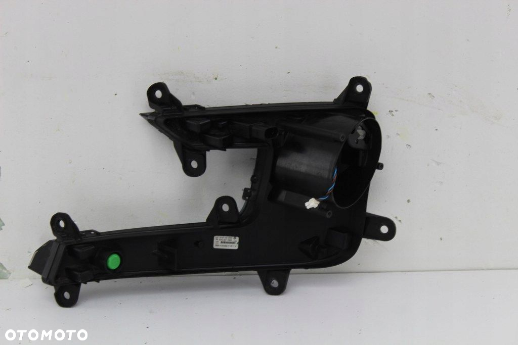VW Passat B8 3G0 Halogen Led Prawy Igła - 2