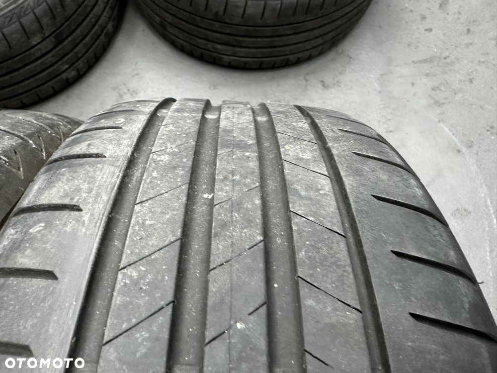 Koła Felgi Aluminiowe 7,5Jx17 ET54 BMW 1 F40 2 F44 Bridgestone 25r 19r 225/45 - 11
