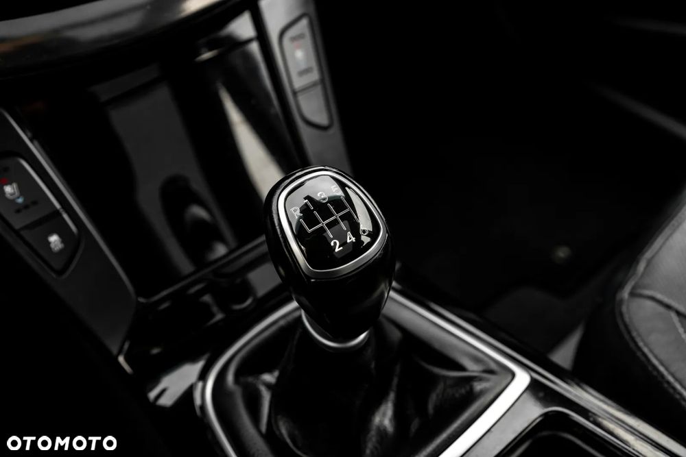 Hyundai i40 2.0 Premium - 35