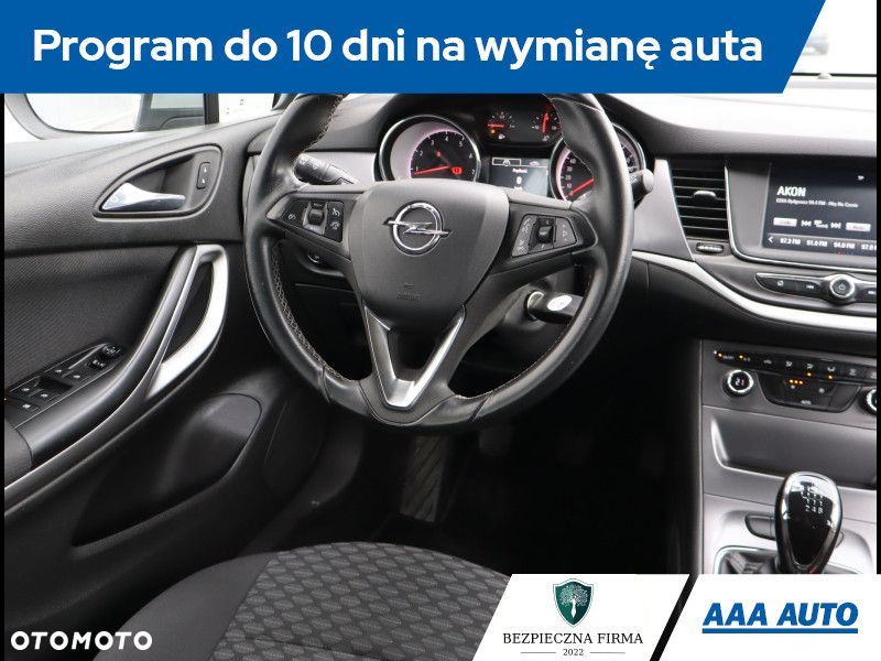 Opel Astra - 8