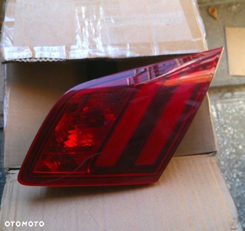 PEUGEOT 308 II HB LED PRAWA TYLNA LAMPA KLAPA ORYGINAŁ - 1