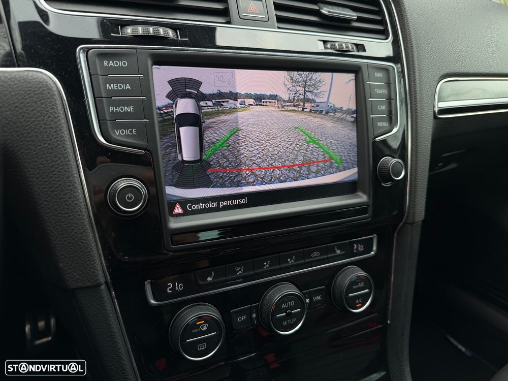 VW Golf R 4Motion BlueMotion DSG - 23