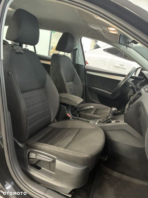 Skoda Octavia 1.4 TSI Ambition DSG - 17