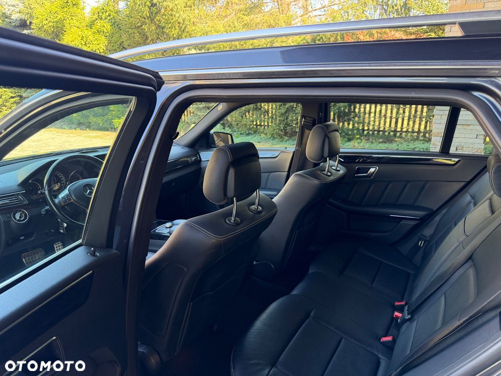 Mercedes-Benz Klasa E 250 BlueTEC 9G-TRONIC Avantgarde - 17