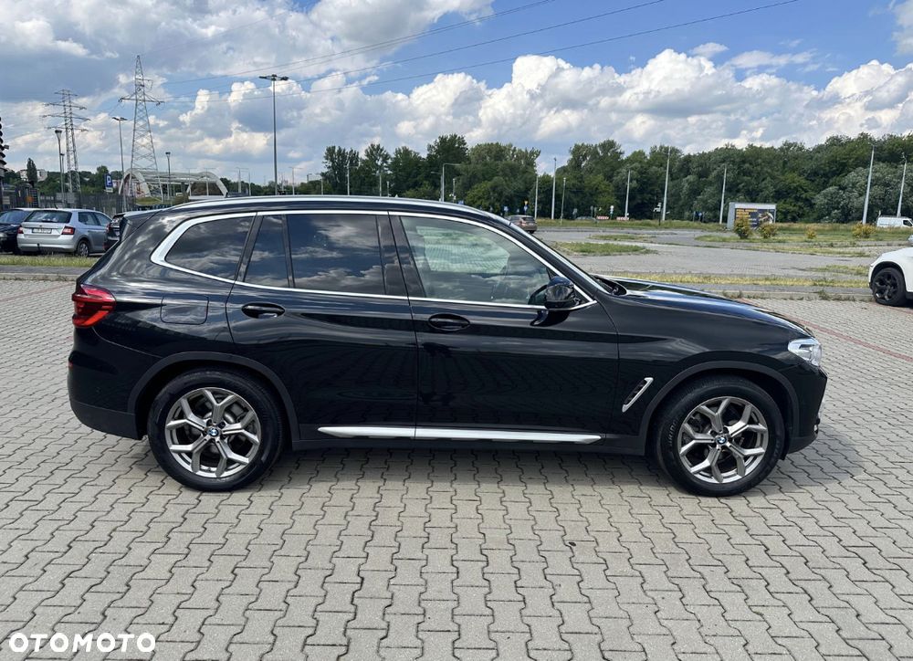 BMW X3 xDrive30i Luxury Line - 4