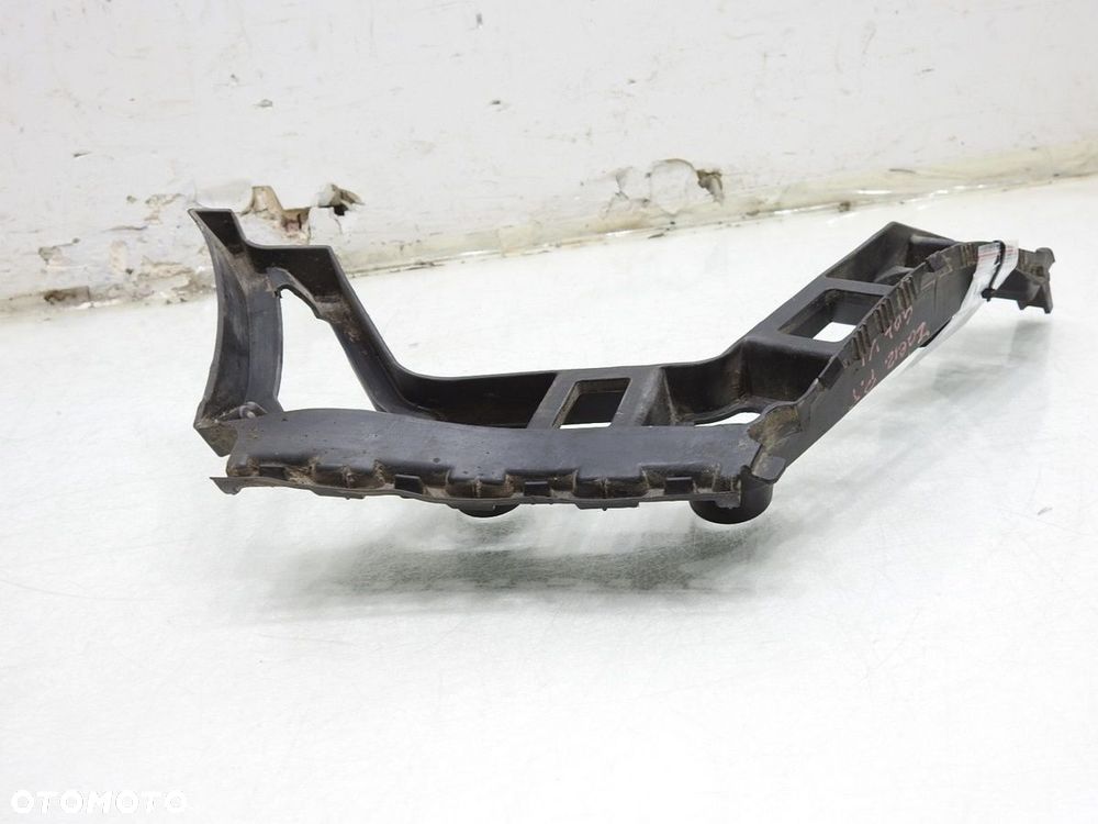 ŚLIZG ZDERZAKA PRAWY TYŁ VW GOLF VI - 4