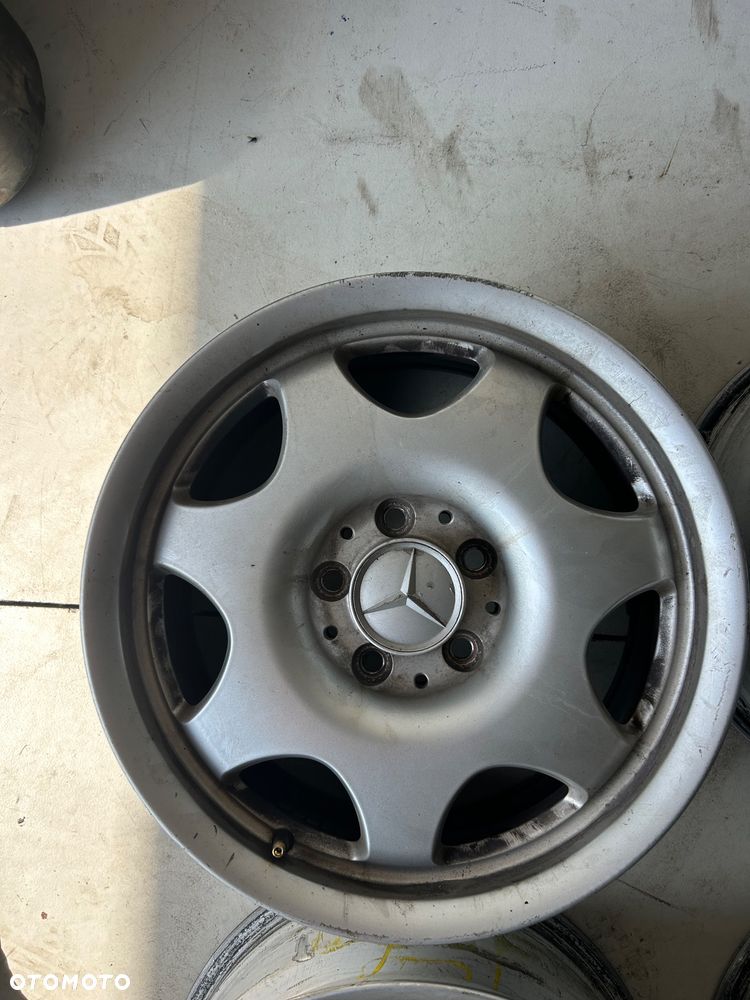 Felgi 16” aluminiowe Mercedes 2114014202 et33 - 2