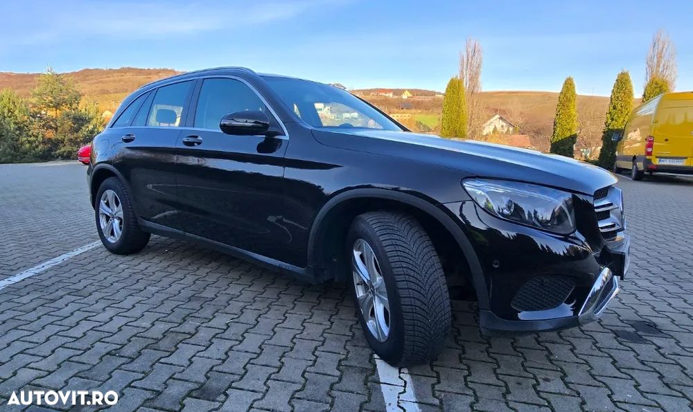 Mercedes-Benz GLC - 4