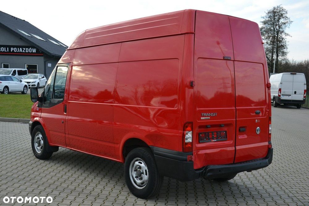 Ford Transit - 8