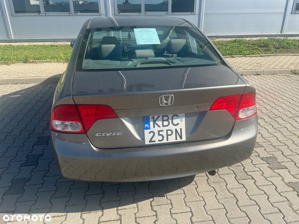 Honda Civic - 10