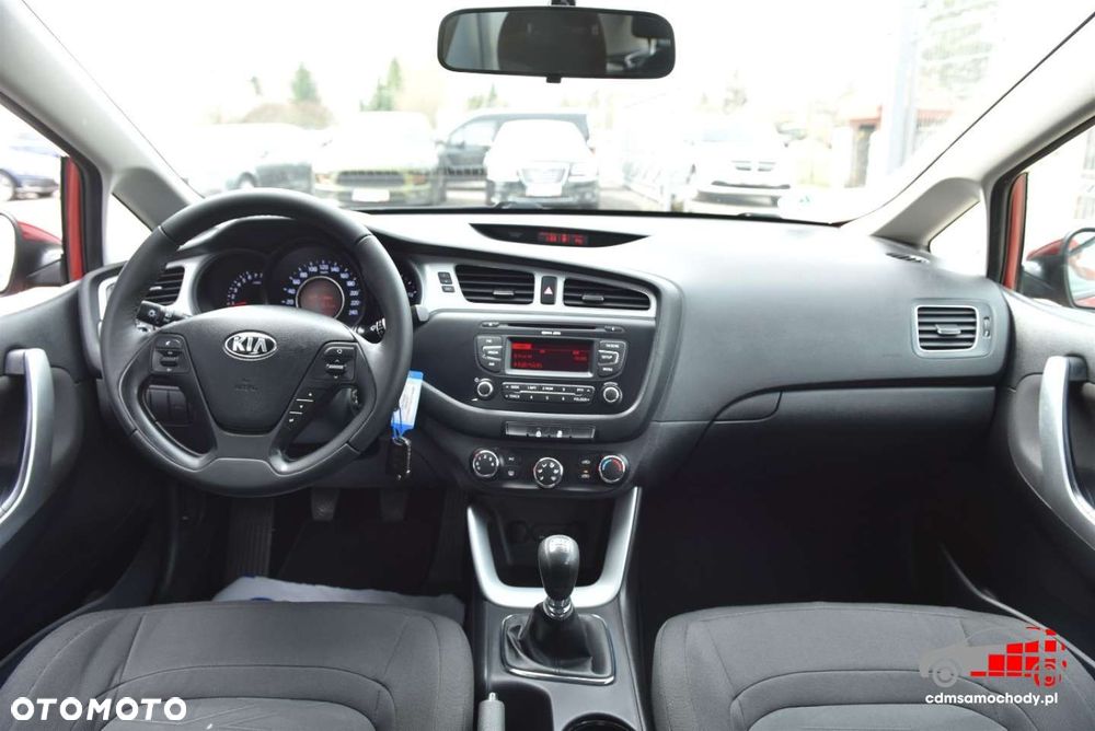 Kia Ceed - 18