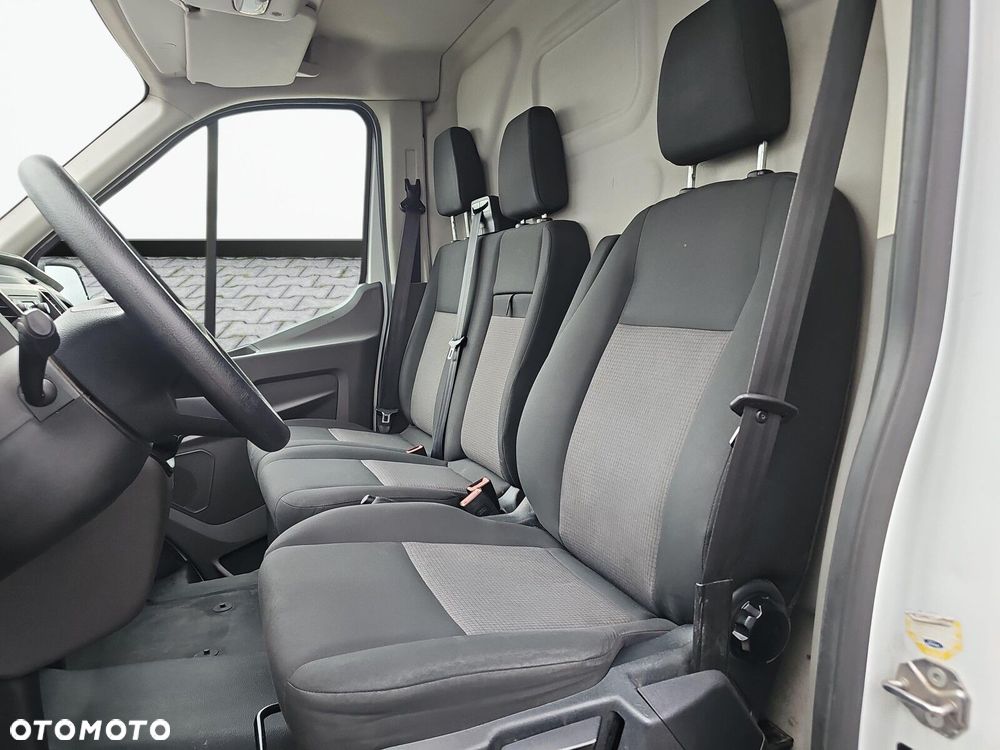Ford transit - 12