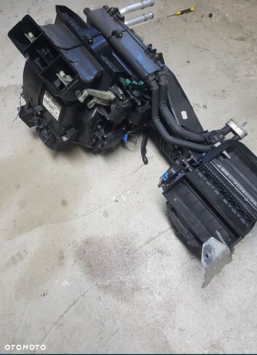 NAGRZEWNICA KOMPLETNA AUDI A4 B6 B7 8E1820005C - 4