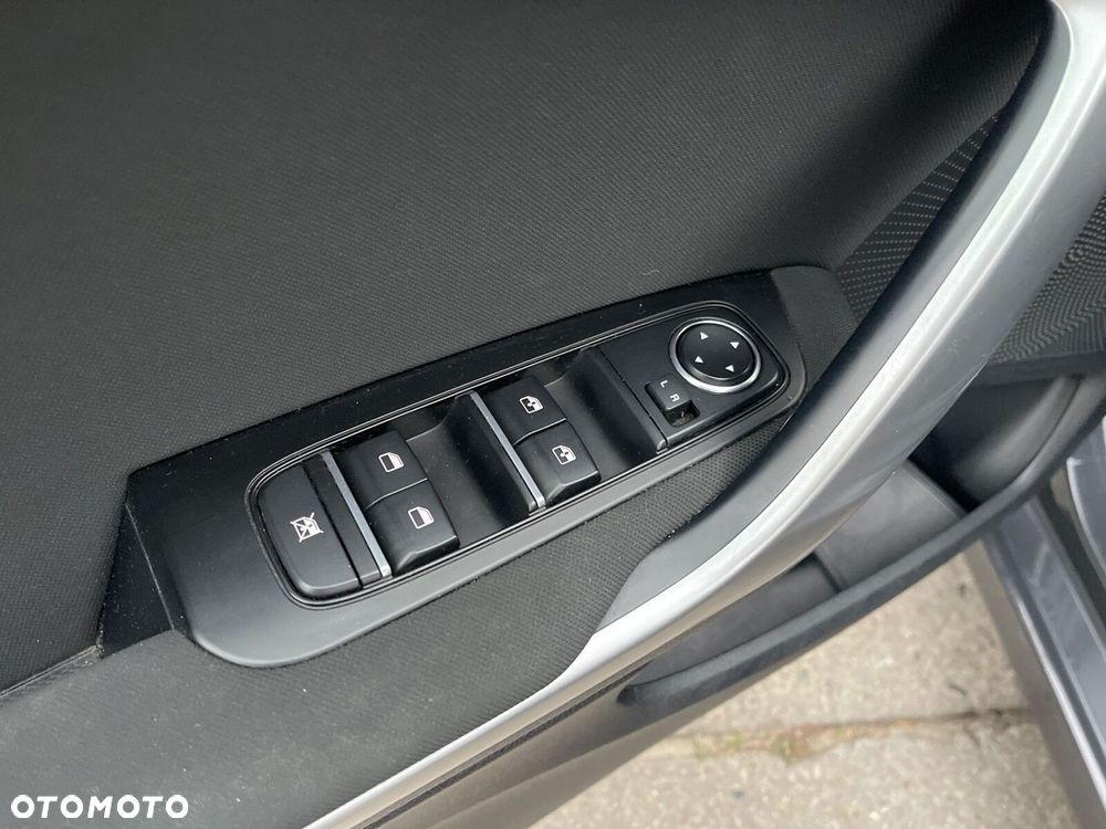 Kia Ceed 1.5 T-GDI M - 26