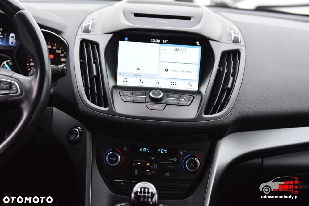 Ford Kuga - 25