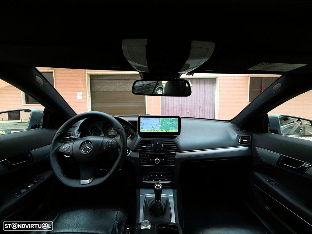 Mercedes-Benz E 250 CDi Elegance BlueEfficiency - 22