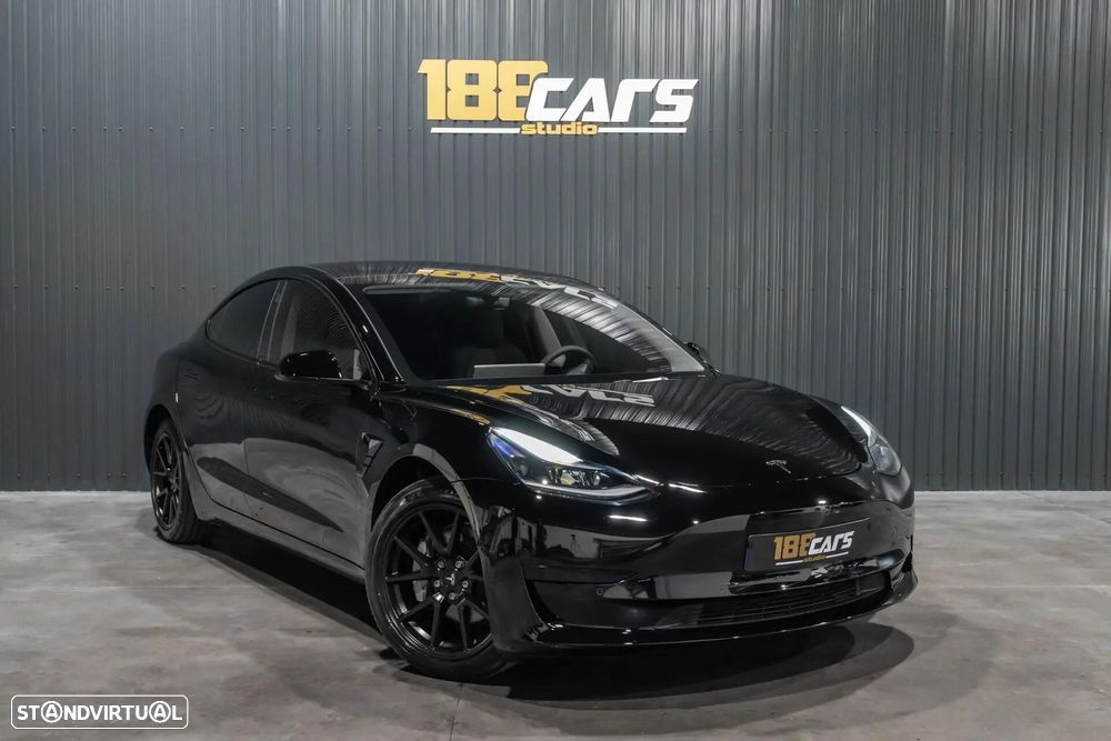 Tesla Model 3 Standard Range Plus RWD - 4