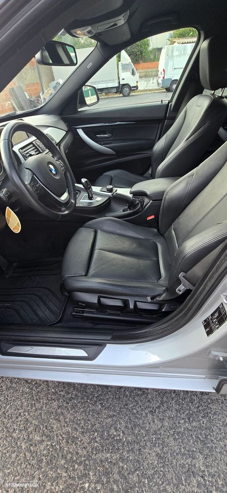 BMW 320 Gran Turismo d Auto Line Sport - 38