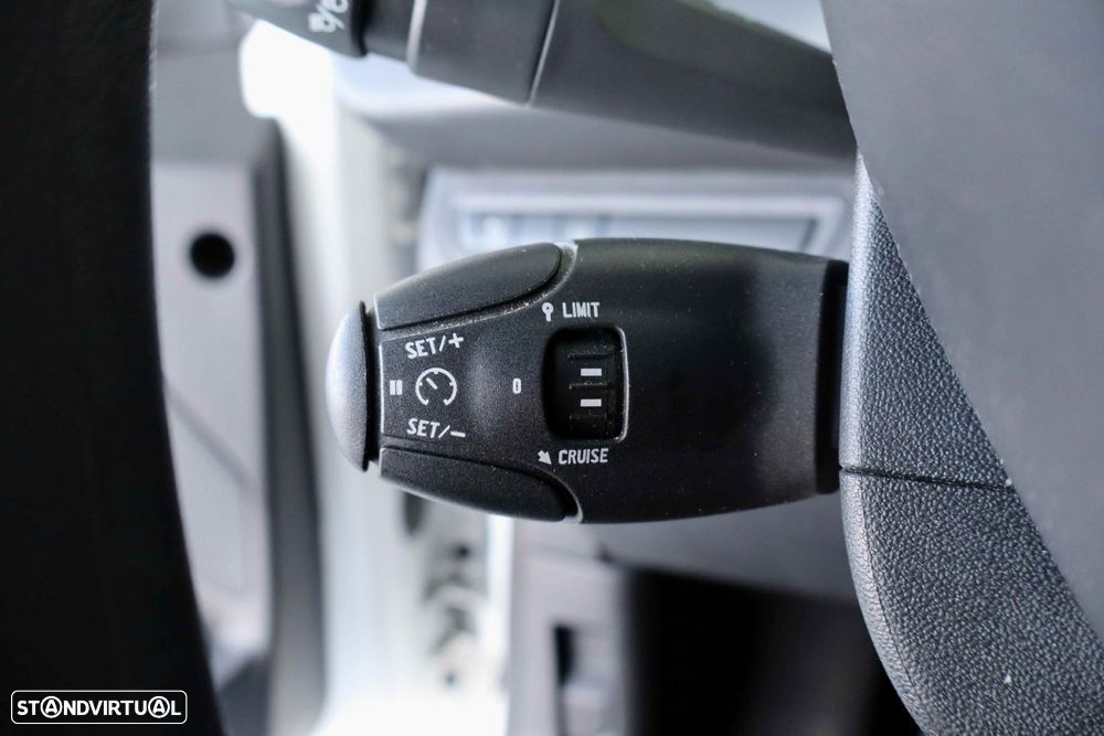 Peugeot 208 1.5 BlueHDi Active - 16