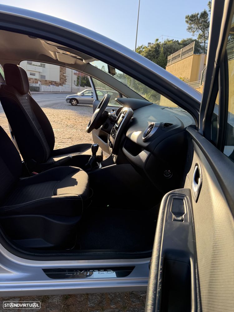 Renault Clio 0.9 TCe Limited - 12
