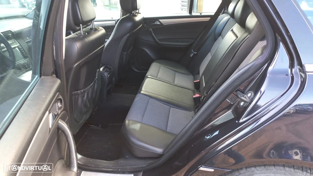 Mercedes-Benz C 220 CDi Avantgarde - 6