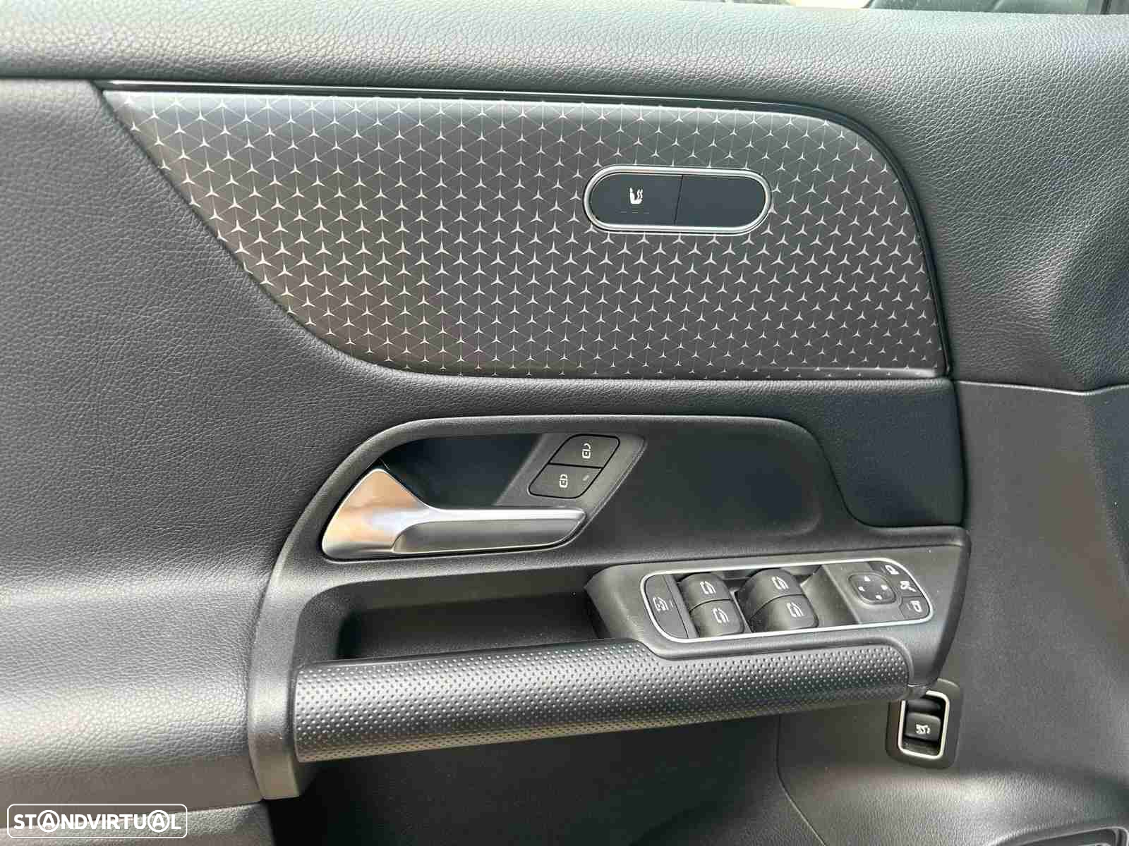 Mercedes-Benz GLB 180 d - 6