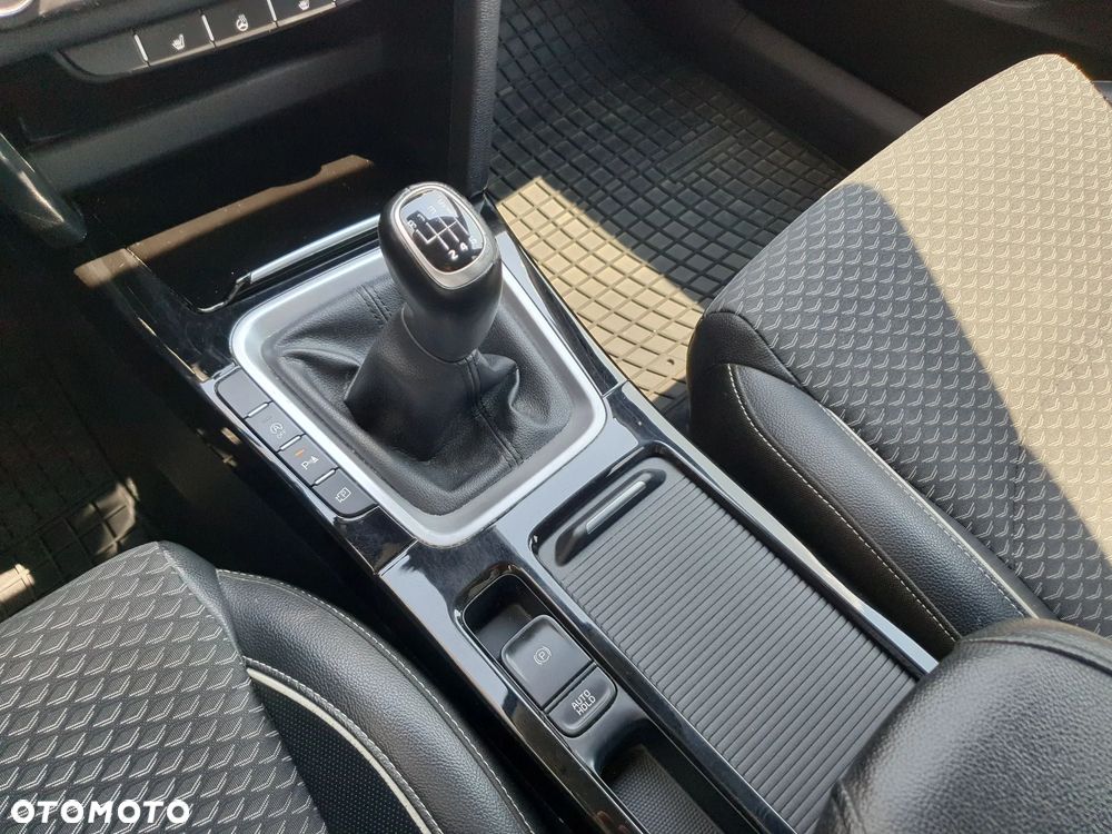 Kia Ceed 1.5 T-GDI L - 16