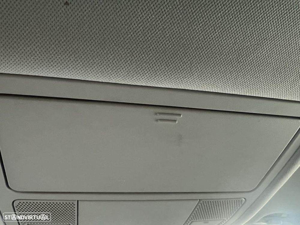 Land Rover Discovery Sport - 20