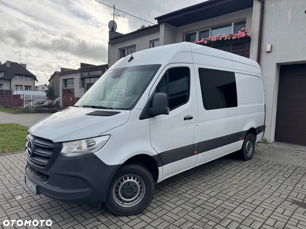 Mercedes-Benz Sprinter 319 - 1