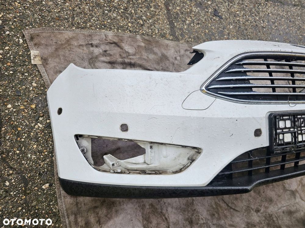 zderzak przedni eb-17757-a ford focus mk3 lift - 2