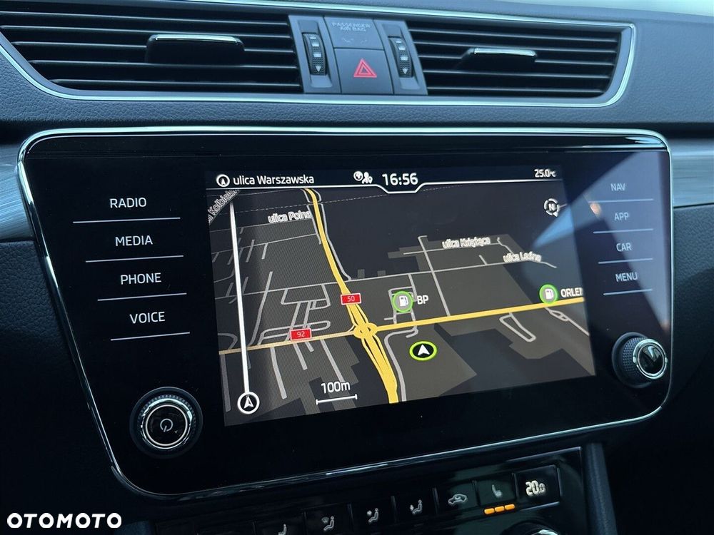 Skoda Superb 2.0 TDI SCR Style DSG - 31