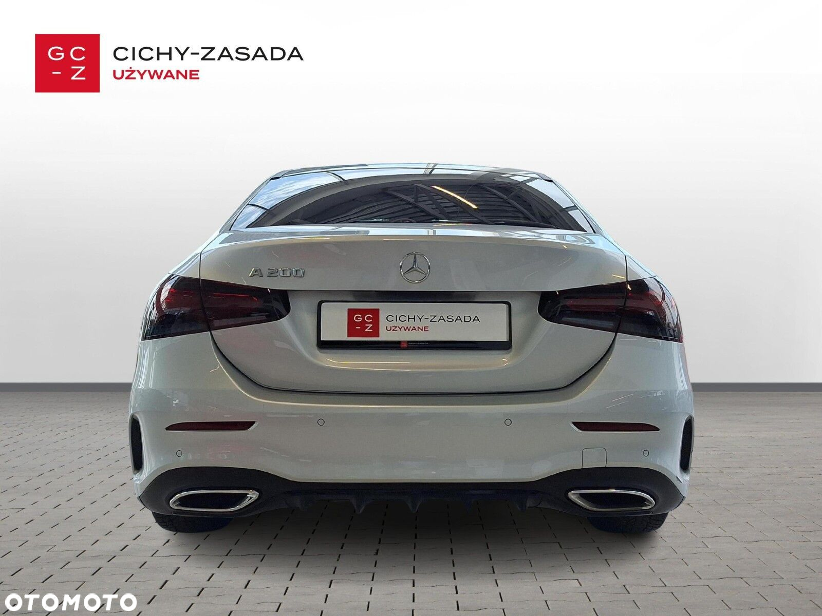 Mercedes-Benz Klasa A 200 AMG Line 7G-DCT - 4
