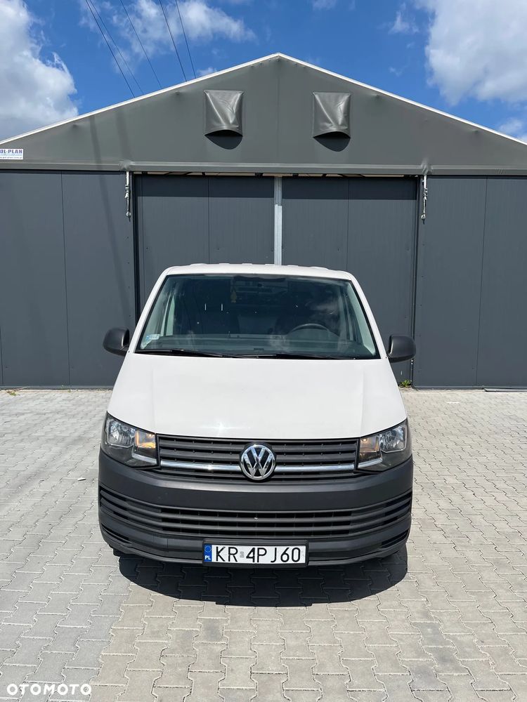 Volkswagen Transporter - 1