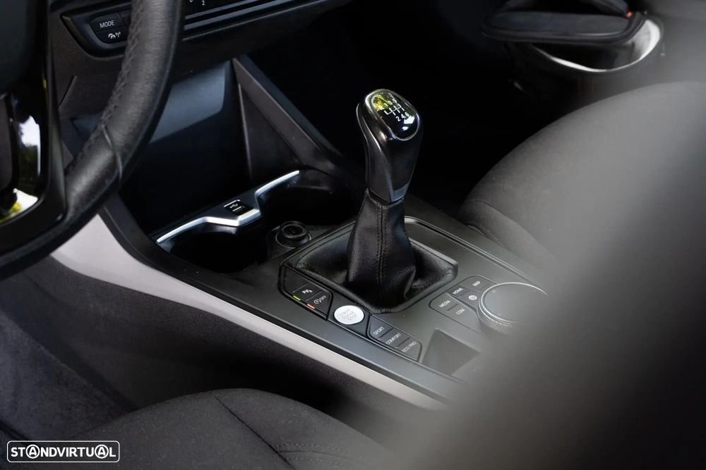 BMW 116 d Line Luxury - 44