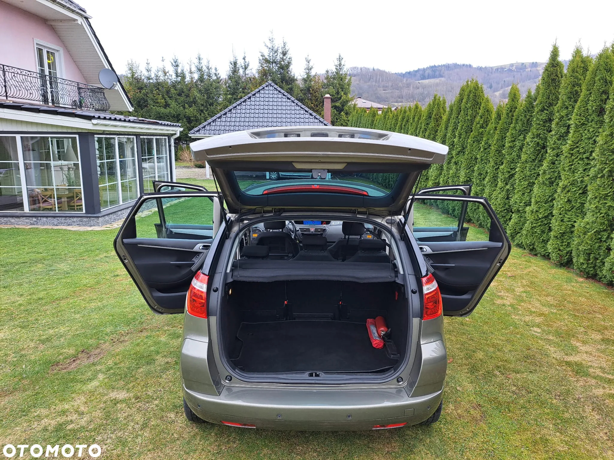 Citroën C4 Picasso 1.6 HDi FAP EGS6 Provence - 10