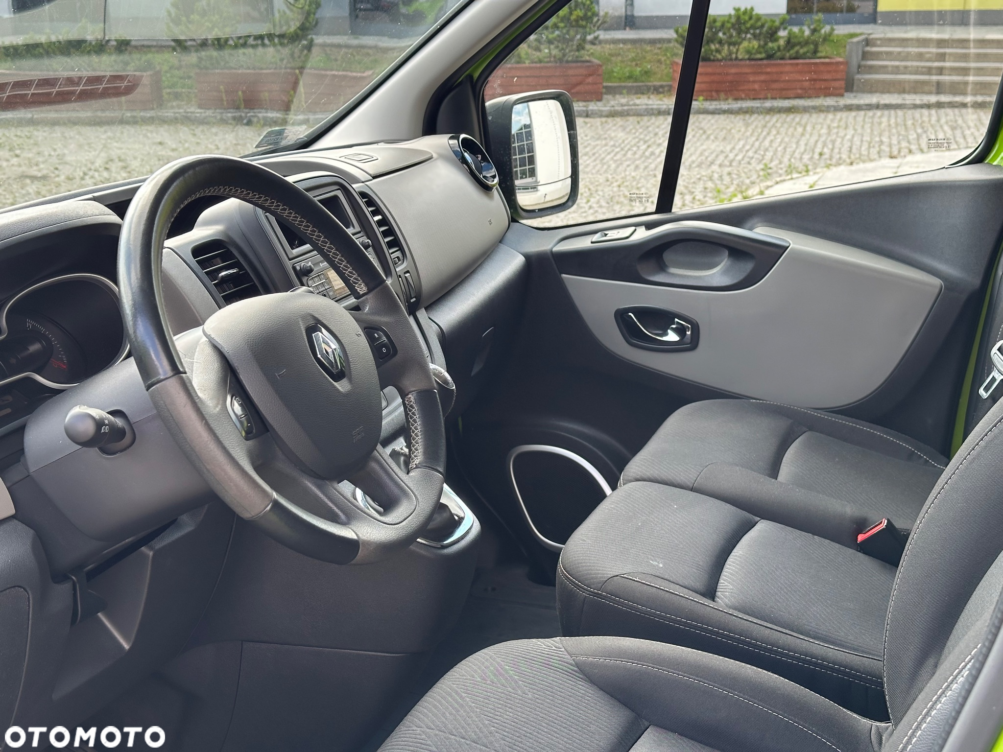 Renault Trafic Grand Passenger 2,9t Pack Clim - 21
