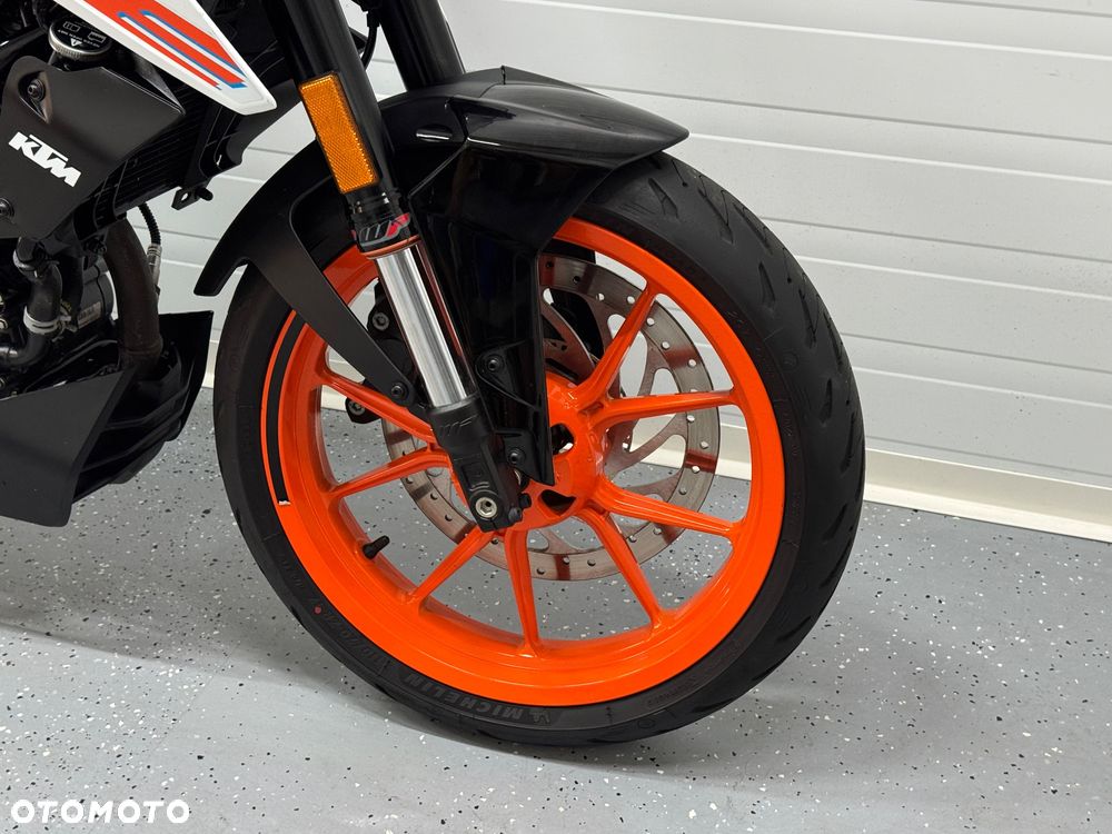 KTM Duke 125 - 7
