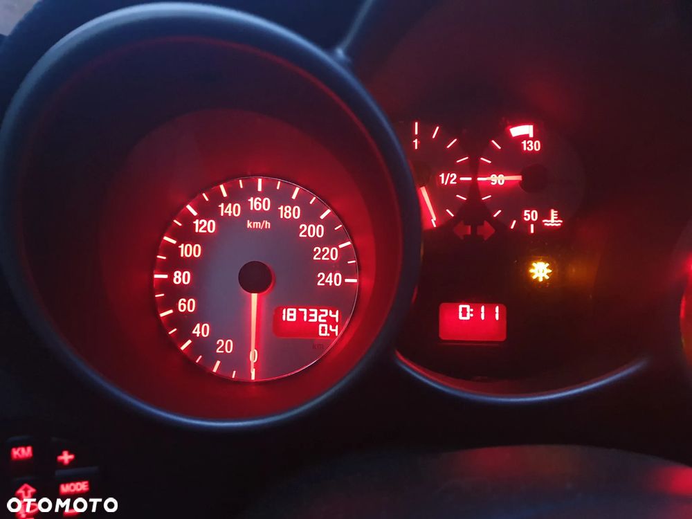 Alfa Romeo 147 - 21
