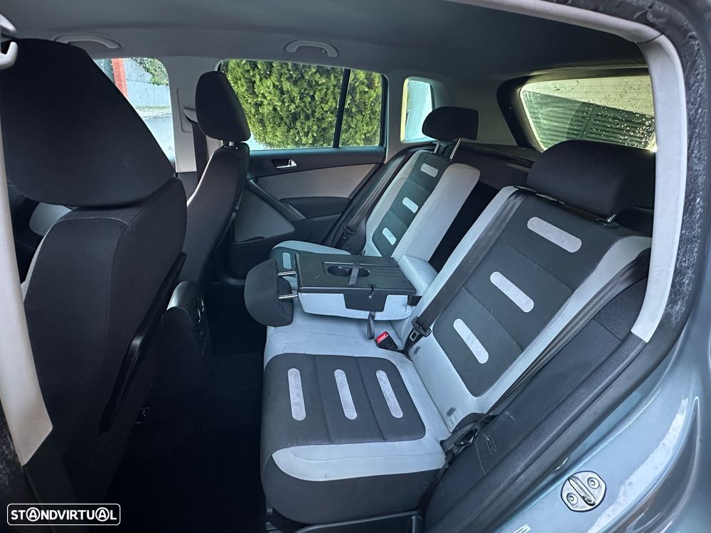 VW Tiguan 1.4 TSI Sport 4Motion - 13